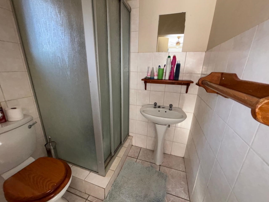 3 Bedroom Property for Sale in Langenhovenpark Free State